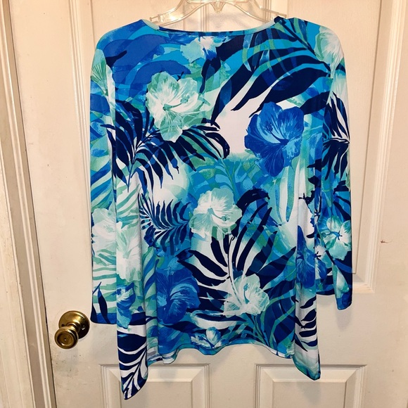 ALFRED DUNNER Women’s Tropical Print Top. Sz XL. - Picture 2 of 4